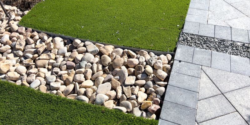 Combine Concrete Pavers with Other Materials<br />
